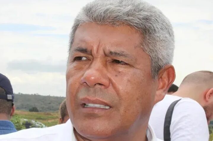 Achei Sudoeste cita pesquisa realizada pela Paraná Pesquisas no Estado da Bahia. 1 Achei Sudoeste cita pesquisa realizada pela Paraná Pesquisas no Estado da Bahia.