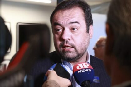 Jovem Pan cita pesquisa realizada pela Paraná Pesquisas no Estado do Rio de Janeiro.