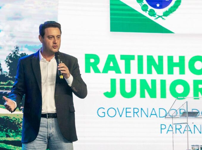Hoje PR cita pesquisa realizada pela Paraná Pesquisas no Município de Curitiba e RMC. 1 Hoje PR cita pesquisa realizada pela Paraná Pesquisas no Município de Curitiba e RMC.