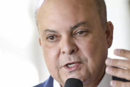 Brasil 247 cita pesquisa realizada pela Paraná Pesquisas no Distrito Federal.
