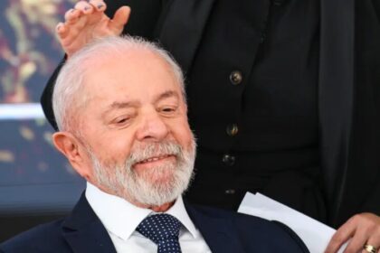 Paulo Figueiredo Show cita pesquisa realizada pela Paraná Pesquisas no Distrito Federal.