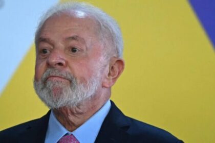 Blog Claudio Dantas cita pesquisa realizada pela Paraná Pesquisas no Distrito Federal.