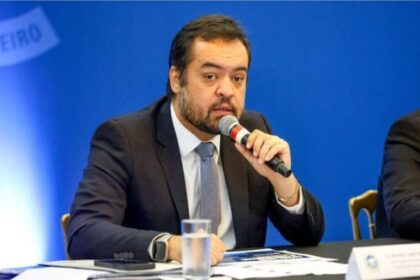O Seringal cita pesquisa realizada pela Paraná Pesquisas no Estado do Rio de Janeiro.