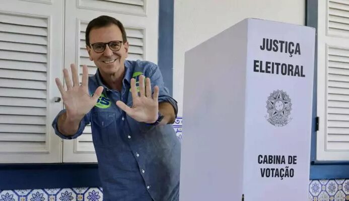 Diário do Rio cita pesquisa realizada pela Paraná Pesquisas no Estado do Rio de Janeiro.