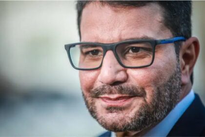 Ecos da Notícias cita pesquisa realizada pela Paraná Pesquisas no Estado do Acre.