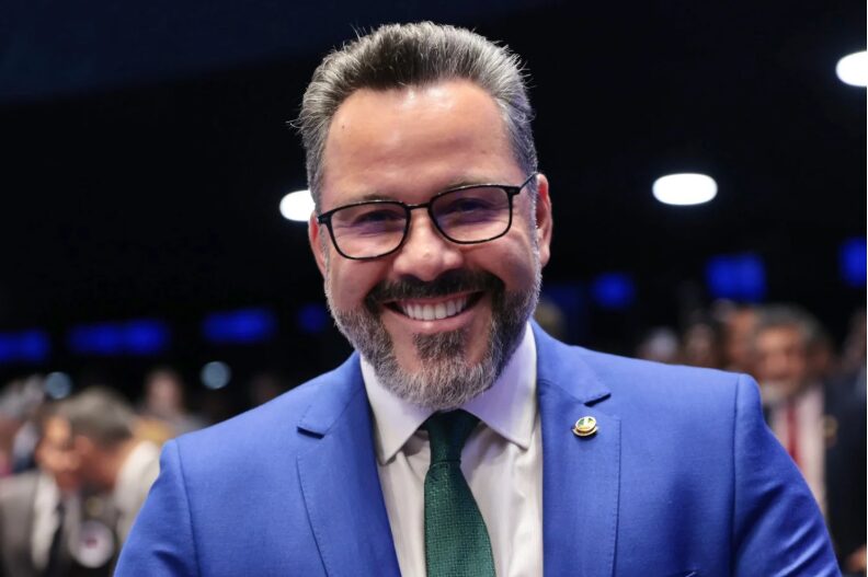 Contilnet cita pesquisa realizada pela Paraná Pesquisas no Estado do Acre. 1 Contilnet cita pesquisa realizada pela Paraná Pesquisas no Estado do Acre.