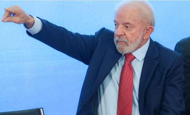 Folha R cita pesquisa realizada pela Paraná Pesquisas no Estado de Minas Gerais.