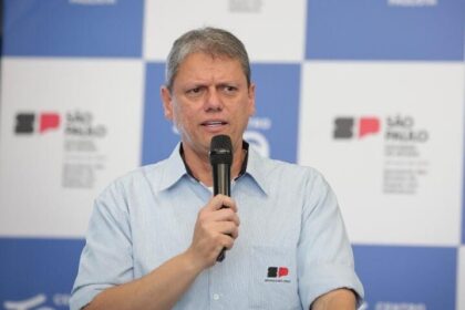 Diário do Poder cita pesquisa realizada pela Paraná Pesquisas no Município de Guarulhos.