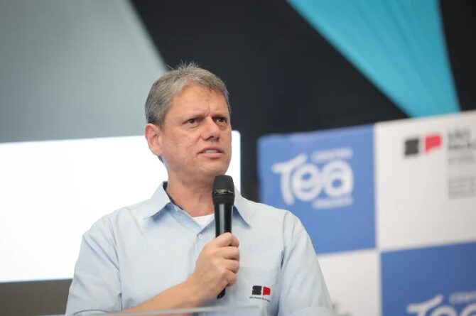 Ceará Agora cita pesquisa realizada pela Paraná Pesquisas no Estado de São Paulo. 1 Ceará Agora cita pesquisa realizada pela Paraná Pesquisas no Estado de São Paulo.