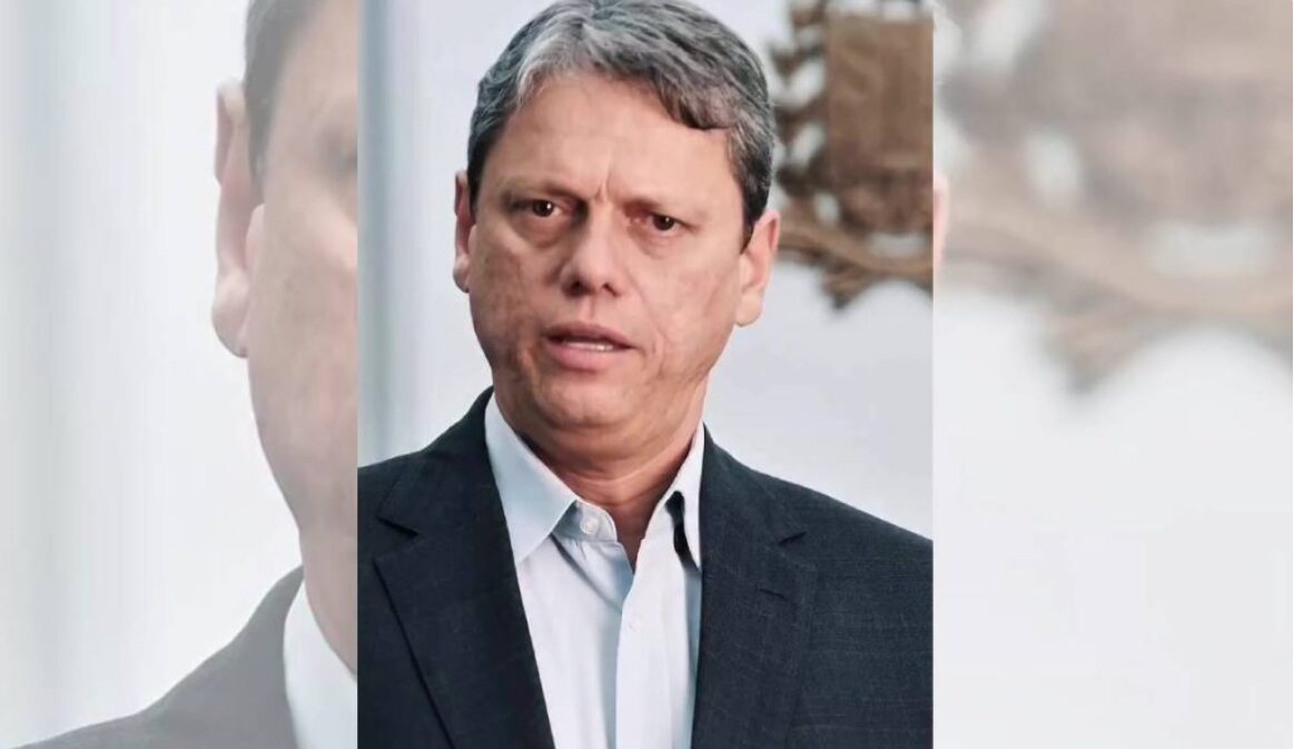 O Cafezinho cita pesquisa realizada pela Paraná Pesquisas no Estado de São Paulo.