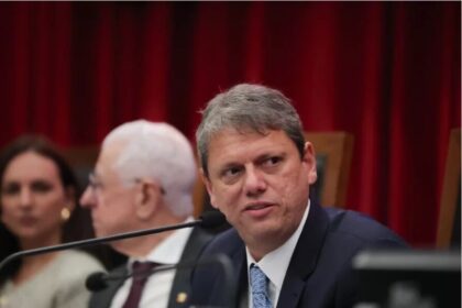 Zero Hora Digital cita pesquisa realizada pela Paraná Pesquisas no Estado de São Paulo.