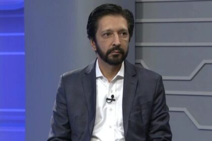 SBT News cita pesquisa realizada pela Paraná Pesquisas no Município de São Paulo.