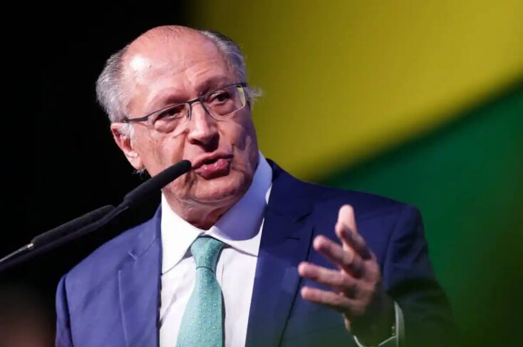 Blog do Esmael cita pesquisa realizada pela Paraná Pesquisas no Estado de São Paulo. 1 Blog do Esmael cita pesquisa realizada pela Paraná Pesquisas no Estado de São Paulo.