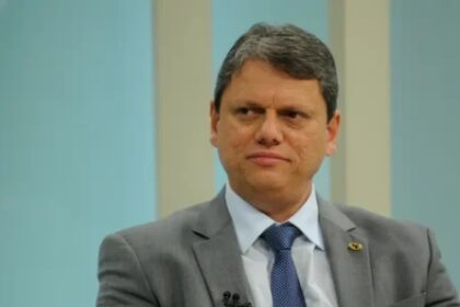 Focus Poder cita pesquisa realizada pela Paraná Pesquisas no Estado de São Paulo.