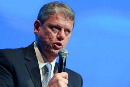 Agenda do Poder cita pesquisa realizada pela Paraná Pesquisas no Estado de São Paulo.