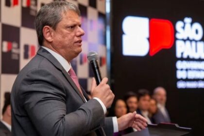 Clube FM cita pesquisa realizada pela Paraná Pesquisas no Estado de São Paulo.