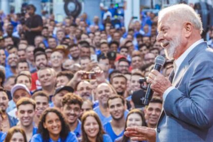 Brasil 247 cita pesquisa realizada pela Paraná Pesquisas no Município de São Paulo.