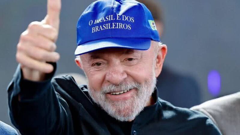 B News cita pesquisa realizada pela Paraná Pesquisas.