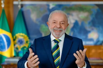 Coluna Esplanada cita pesquisa realizada pela Paraná Pesquisas.