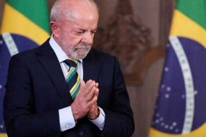 Rádio Bandeirantes cita pesquisa realizada pela Paraná Pesquisas.