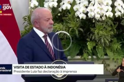 Estadão cita pesquisa realizada pela Paraná Pesquisas.