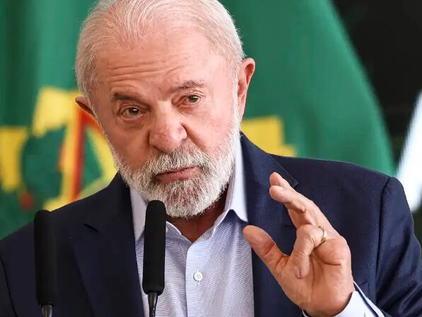 Agenda do Poder cita pesquisa realizada pela Paraná Pesquisas. 1 Agenda do Poder cita pesquisa realizada pela Paraná Pesquisas.