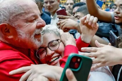Brasil 247 cita pesquisa realizada pela Paraná Pesquisas.