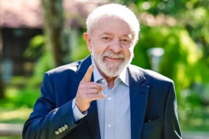 Blog do Magno cita pesquisa realizada pela Paraná Pesquisas.