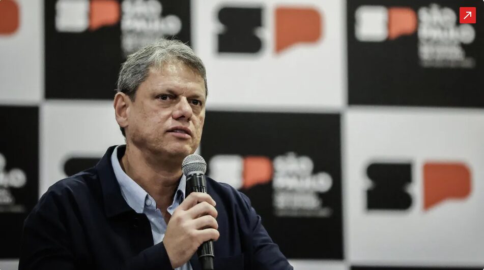 CNN Brasil pesquisa realizada pela Paraná Pesquisas.