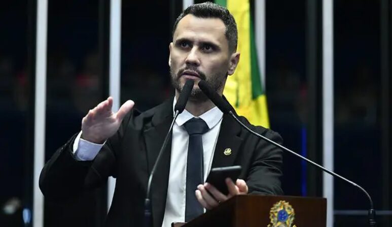 Revista Oeste cita pesquisa realizada pela Paraná Pesquisas no Estado de Minas Gerais. 1 Revista Oeste cita pesquisa realizada pela Paraná Pesquisas no Estado de Minas Gerais.