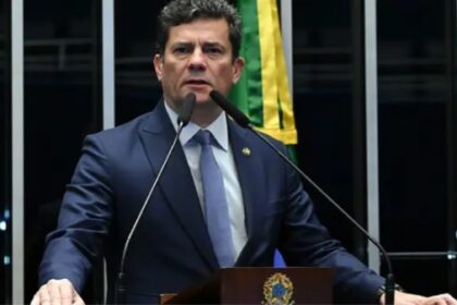 Gazeta do Povo cita pesquisa realizada pela Paraná Pesquisas no Estado do Paraná.