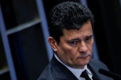 Imprensa Pública cita pesquisa realizada pela Paraná Pesquisas no Estado do Paraná.