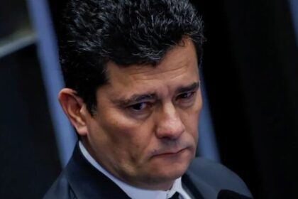 Jornalista Cristiano Lima cita pesquisa realizada pela Paraná Pesquisas no Estado do Paraná.