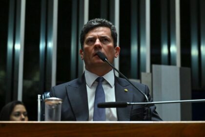 Folha de Pernambuco cita pesquisa realizada pela Paraná Pesquisas no Estado do Paraná.