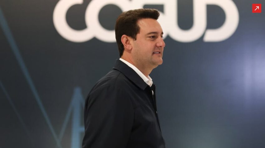CNN Brasil cita pesquisa realizada pela Paraná Pesquisas no Estado do Paraná.