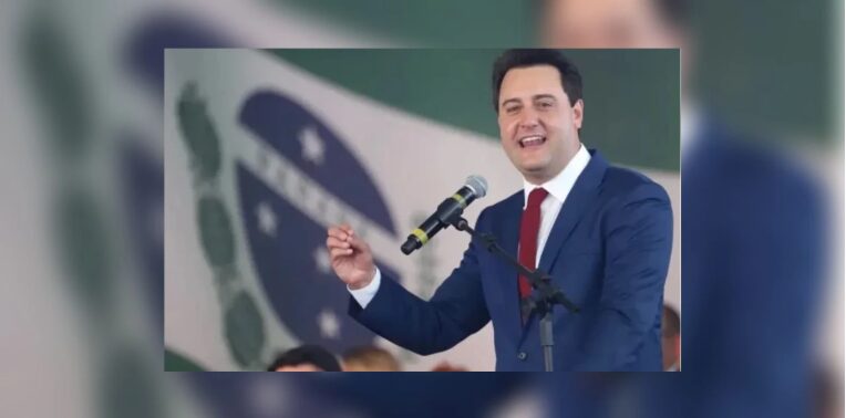 D'Ponta cita pesquisa realizada pela Paraná Pesquisas no Estado do Paraná. 1 D'Ponta cita pesquisa realizada pela Paraná Pesquisas no Estado do Paraná.