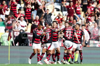Portal Você cita pesquisa realizada pela Paraná Pesquisas.