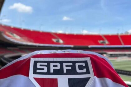 Arquibancada Tricolor cita pesquisa realizada pela Paraná Pesquisas.