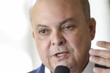 Brasil 247 cita pesquisa realizada pela Paraná Pesquisas no Distrito Federal.