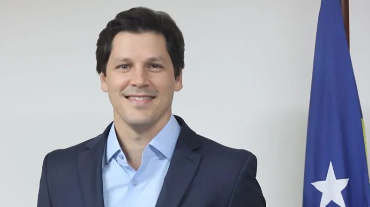 Band cita pesquisa realizada pela Paraná Pesquisas no Estado de Goiás.