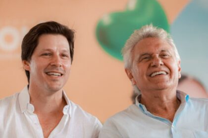 R7 Notícias cita pesquisa realizada pela Paraná Pesquisas no Estado de Goiás.