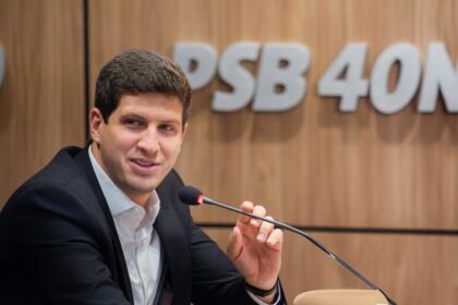Diário do Poder cita pesquisa realizada pela Paraná Pesquisas no Estado de Pernambuco.