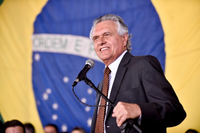 Tribuna do Planalto cita pesquisa realizada pela Paraná Pesquisas no Estado de Goiás. 1 Tribuna do Planalto cita pesquisa realizada pela Paraná Pesquisas no Estado de Goiás.
