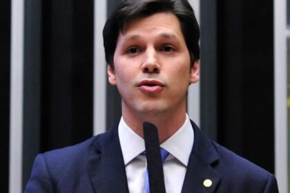 Band News cita pesquisa realizada pela Paraná Pesquisas no Estado de Goiás.