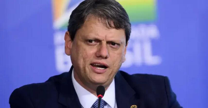 Revista Oeste cita pesquisa realizada pela Paraná Pesquisas no Estado de São Paulo.