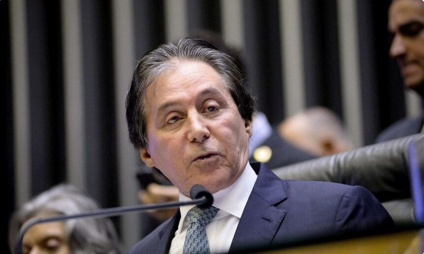 O Otimista cita pesquisa realizada pela Paraná Pesquisas no Estado do Ceará. 1 O Otimista cita pesquisa realizada pela Paraná Pesquisas no Estado do Ceará.