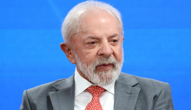 RIC cita pesquisa realizada pela Paraná Pesquisas. 1 RIC cita pesquisa realizada pela Paraná Pesquisas.