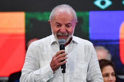CNN Brasil cita pesquisa realizada pela Paraná Pesquisas.