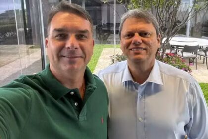 Claudio Dantas cita pesquisa realizada pela Paraná Pesquisas.