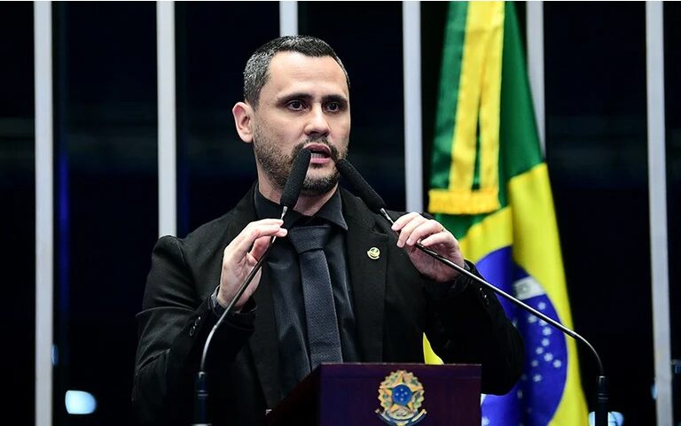 Tribuna do Sertão cita pesquisa realizada pela Paraná Pesquisas no Estado de Minas Gerais. 1 Tribuna do Sertão cita pesquisa realizada pela Paraná Pesquisas no Estado de Minas Gerais.